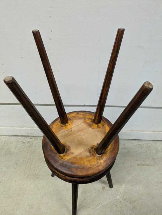 Upeat antiikki jakkarat 2kpl