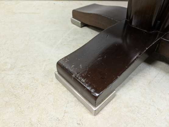 Pyöreä ruokapöytä 