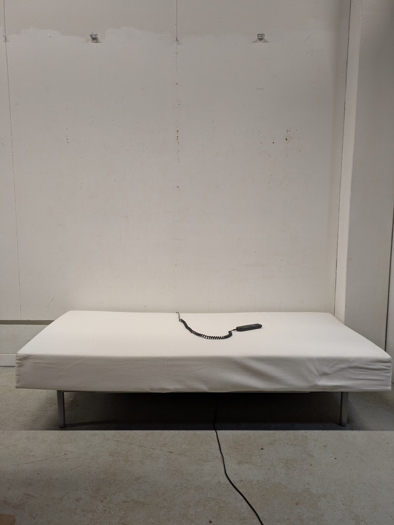 Moottorisänky 90x200