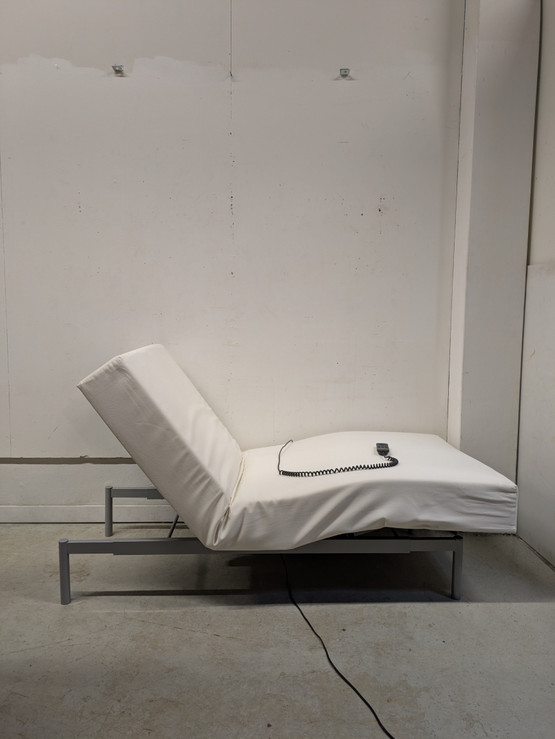 Moottorisänky 90x200