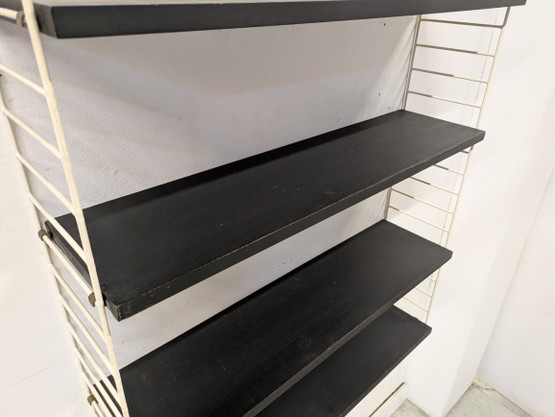 String-hylly 60-luku nro 2