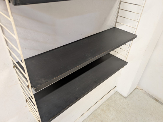 String-hylly 60-luku nro 2