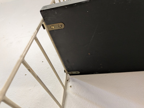 String-hylly 60-luku nro 2