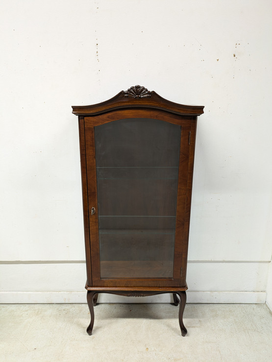 Kompakti vitriinikaappi 