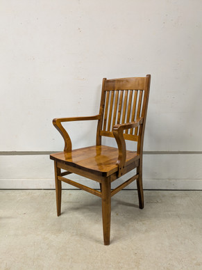 Boknäs käsinojatuoli