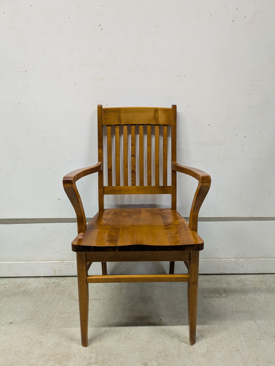 Boknäs käsinojatuoli