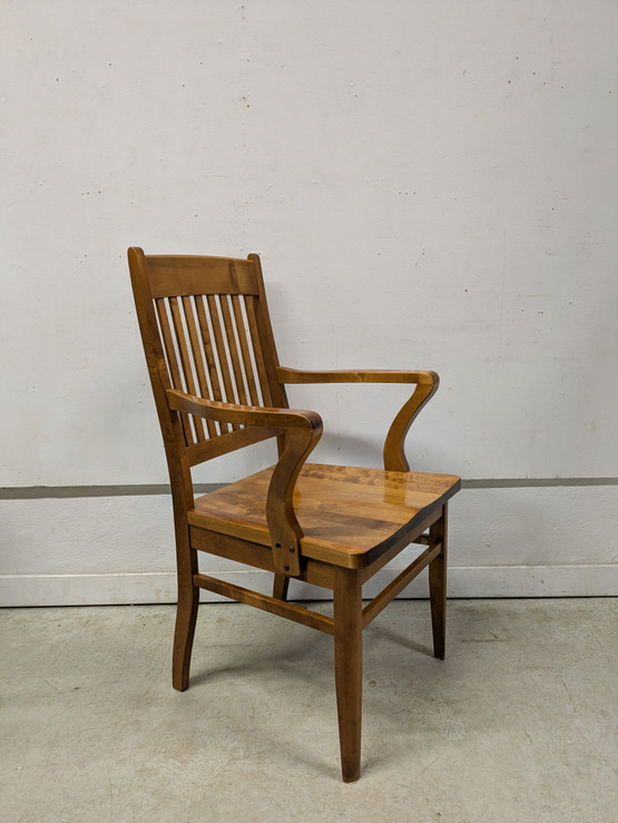 Boknäs käsinojatuoli