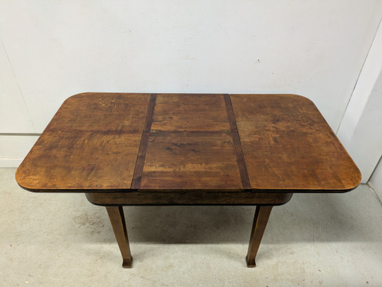 Upea funkkis ruokapöytä 30/40-luku