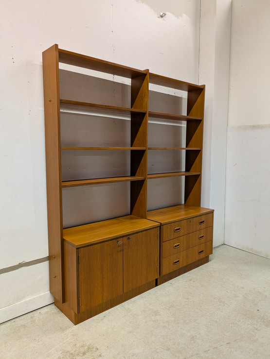 Teak kirjahylly 60-luku 