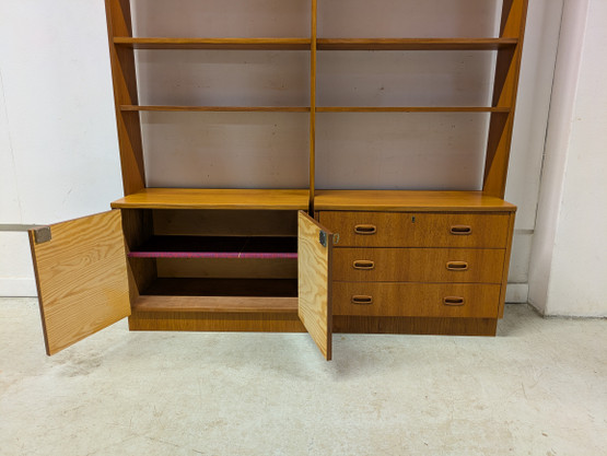 Teak kirjahylly 60-luku 