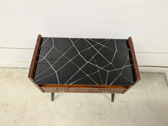 Teak lipasto 60-luku 