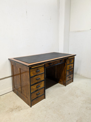 Upea entisöity kirjoituspöytä 