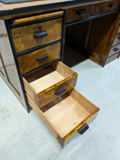 Upea entisöity kirjoituspöytä 