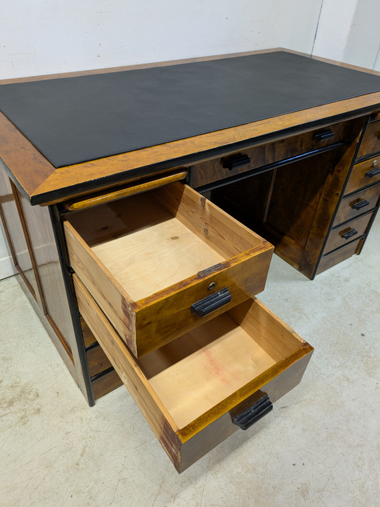 Upea entisöity kirjoituspöytä 