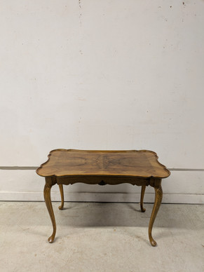 Kaunis Rokokoo sohvapöytä 