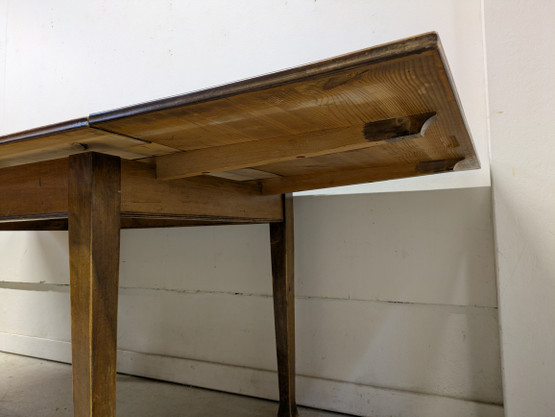 Upea Jugend ruokapöytä 