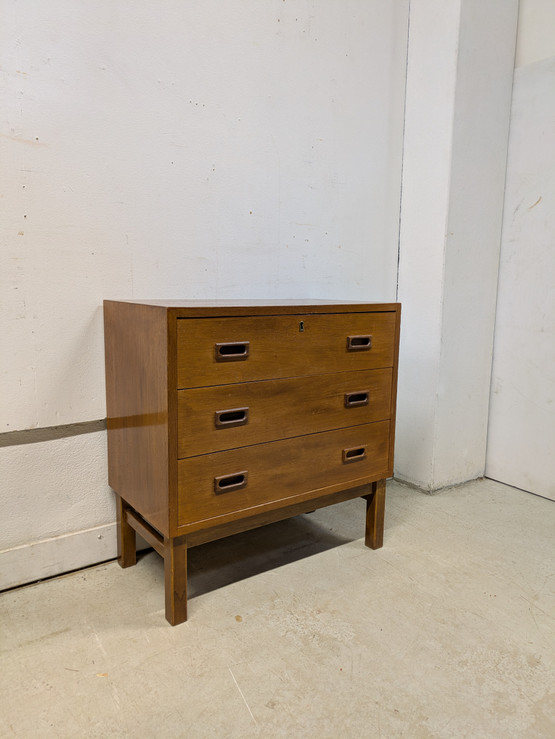 Teak lipasto 60-luku 