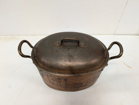 Vanha suuri kuparipata