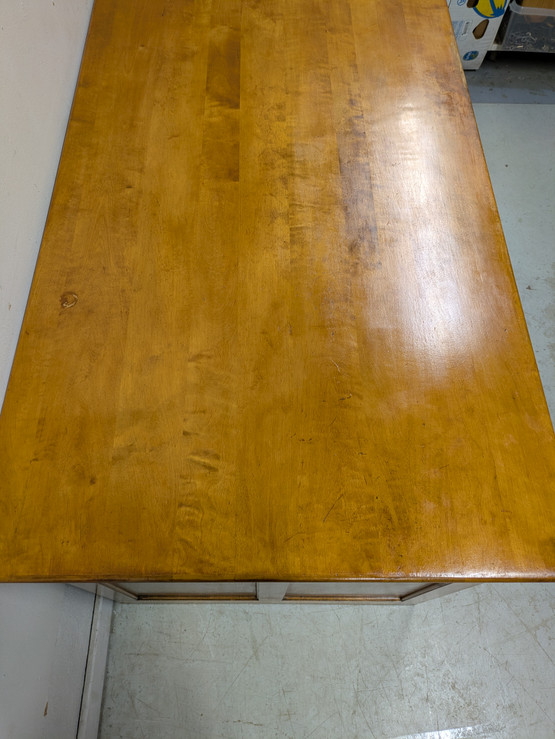 Vanha tamminen kirjoituspöytä 