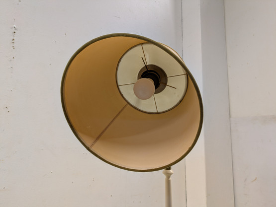 Retro lattiavalaisin 