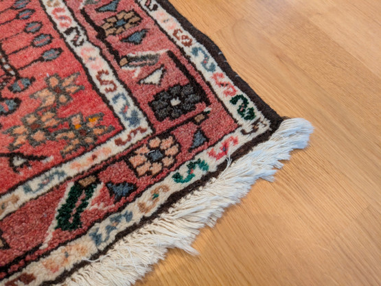 Käsinsolmittu pikku matto 80x135