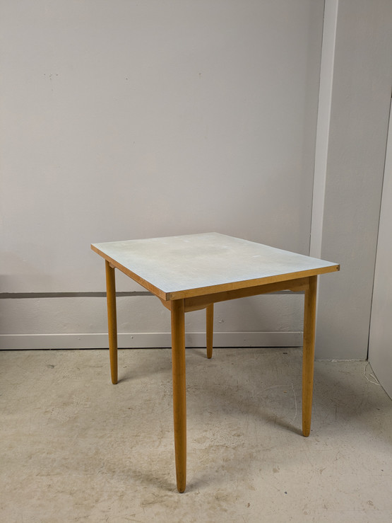 Vintage ruokapöytä 50-luku 