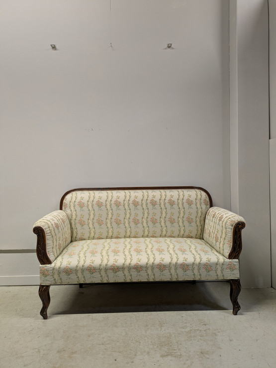 Upea kunnostettu daybed