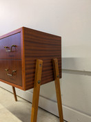 Teak lipasto 60-luku 