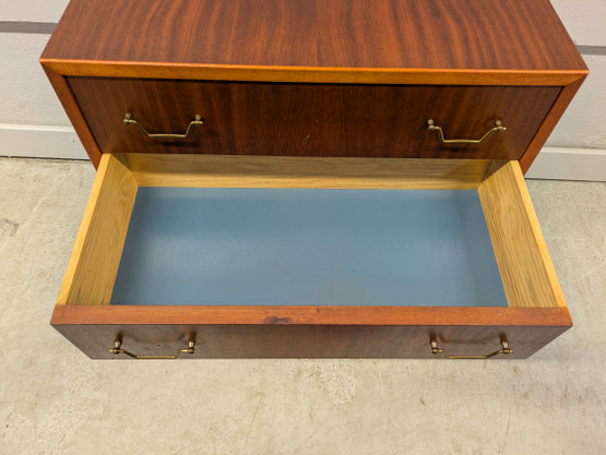 Teak lipasto 60-luku 