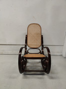 Rottinkinen keinutuoli