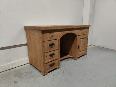 Talonpoikais kirjoituspöytä