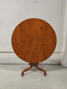 Upea antiikki pöytä 