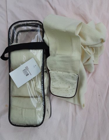 SECOND HAND käyttämättömät valkoiset fleecepintelit blingeillä