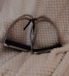 SECOND HAND Jalustimet 11 cm