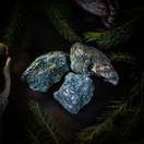 Fuksiitti, raakapala