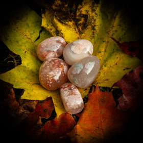 Kukka-akaatti, rumpuhiottu