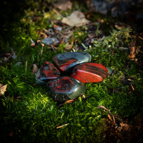 Seftoniitti (Afrikan verikivi), rumpuhiottu