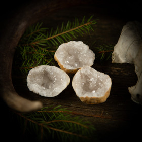 Kvartsigeodi (puolikas)