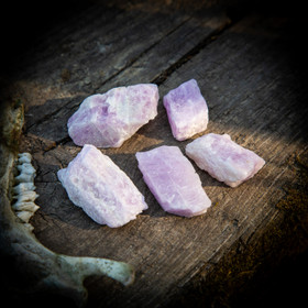 Kunziitti, raakapala