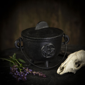 Valurautapata pentaakkelilla