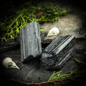 Musta turmaliini, raakapala