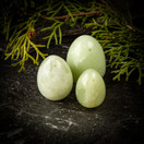 Yoni-muna, serpentiini (uusi jade)