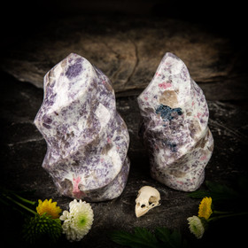 Yksisarviskivi-liekki