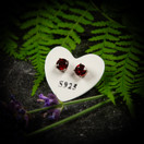 Granaatti-nappikorvikset, fasettihiottu, hopea