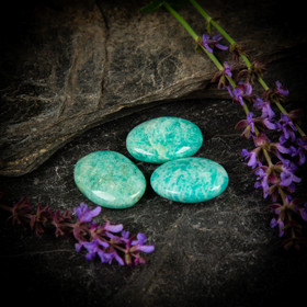 Amatsoniitti, amulettikivi