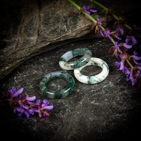 Sammalakaatti-kivisormus