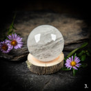 Vuorikristalli-pallo