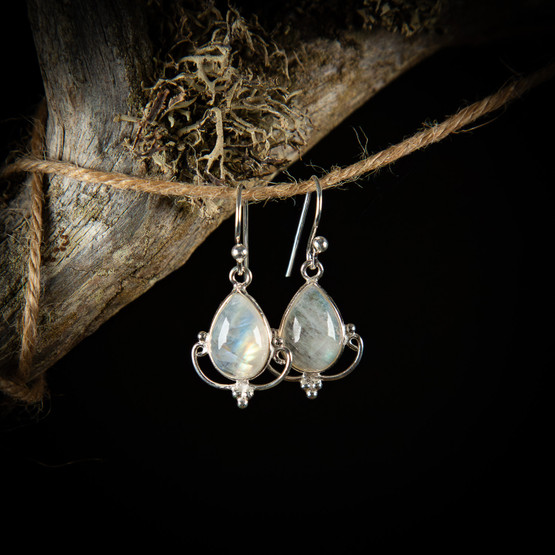 Kuukivi-korvikset, Hippie, hopea