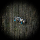 Labradoriitti nappikorvikset, Artemis, hopea