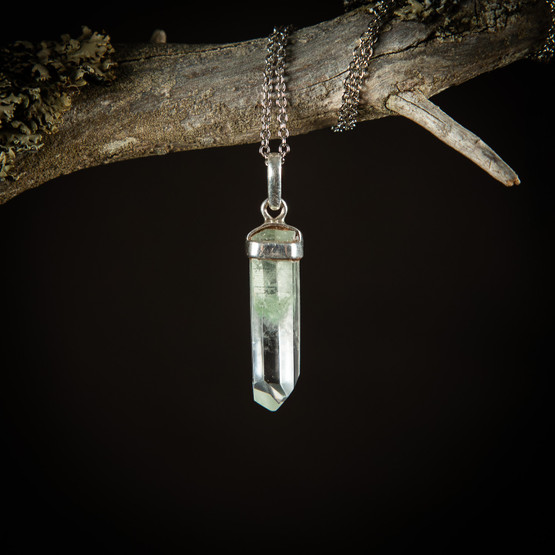 Phantom kvartsi -riipus 2, hopea